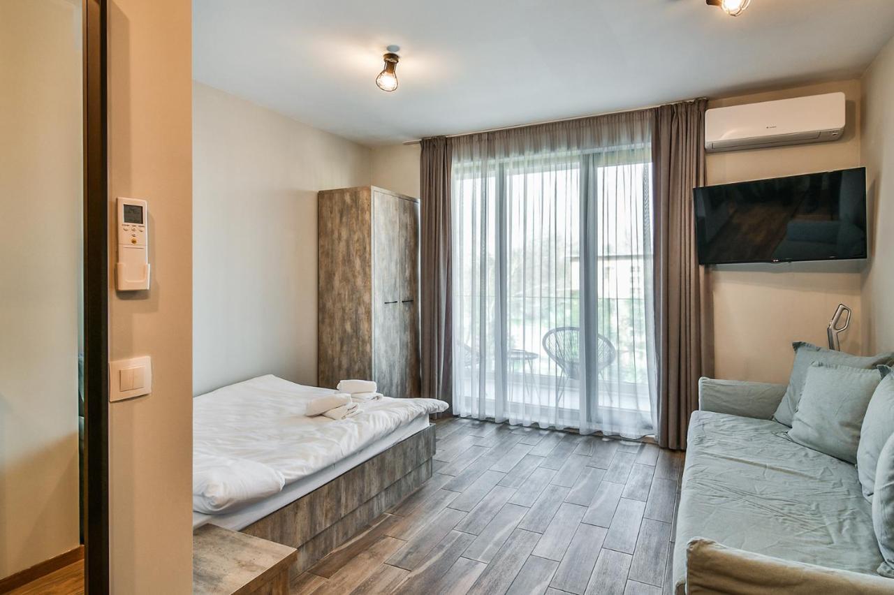 Studio With Pool Святые Константин и Елена Экстерьер фото
