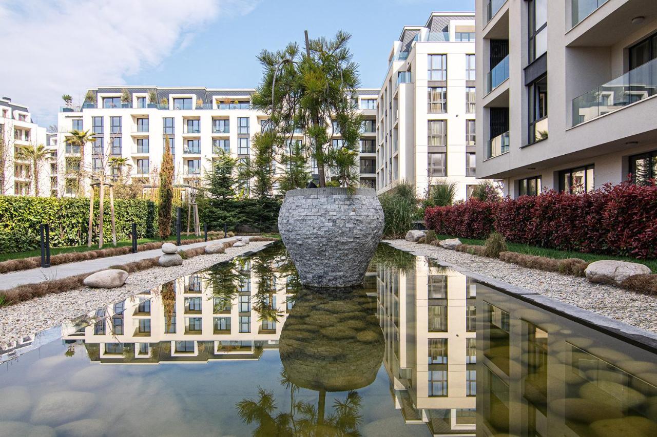Studio With Pool Святые Константин и Елена Экстерьер фото